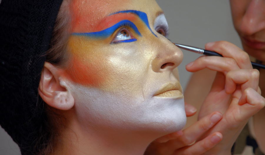 a-history-of-theatre-makeup